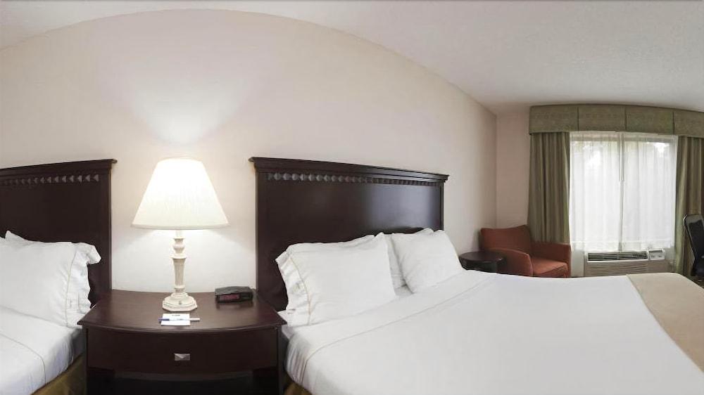 Holiday Inn Express Hotel & Suites Kinston By Ihg Екстер'єр фото