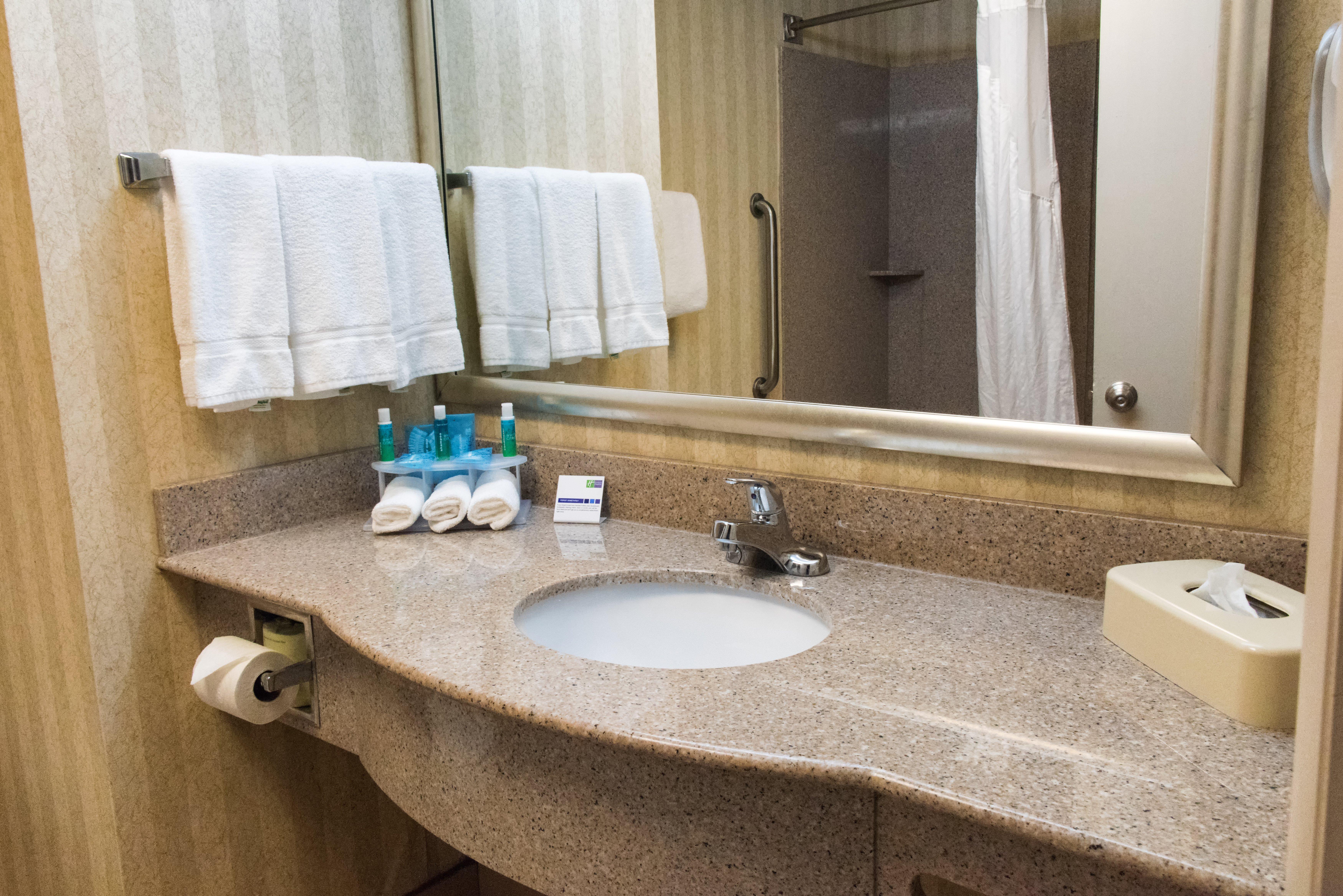 Holiday Inn Express Hotel & Suites Kinston By Ihg Екстер'єр фото
