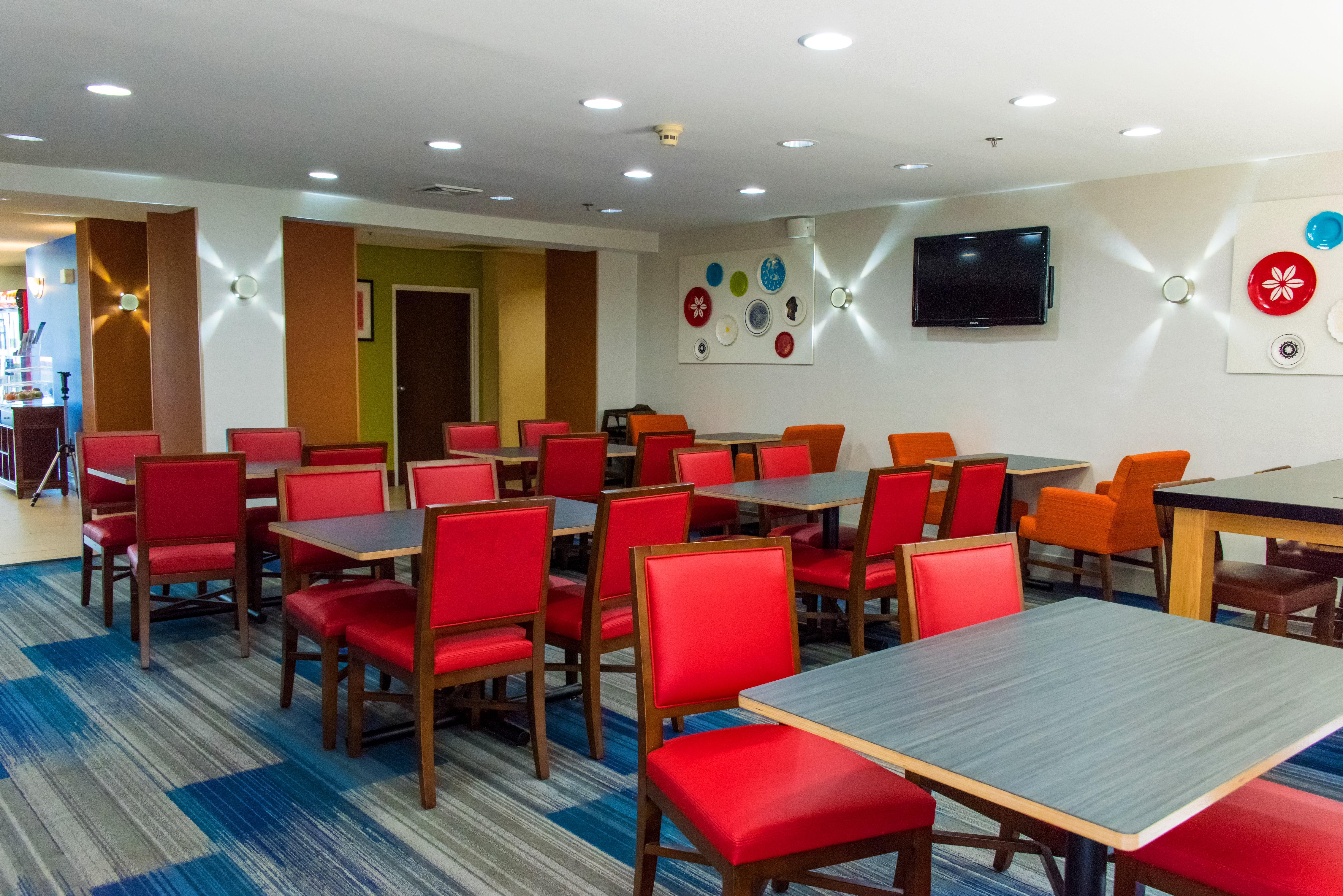 Holiday Inn Express Hotel & Suites Kinston By Ihg Екстер'єр фото