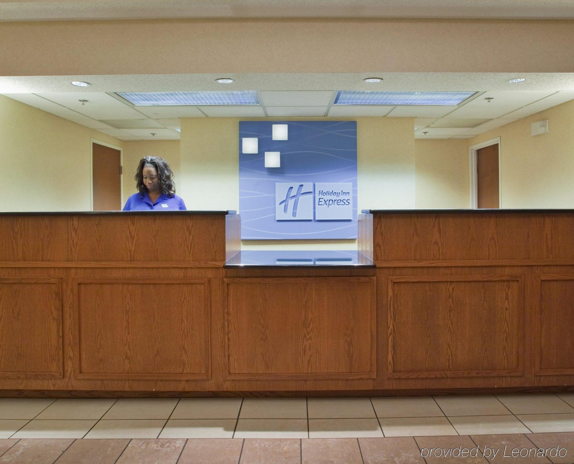Holiday Inn Express Hotel & Suites Kinston By Ihg Інтер'єр фото
