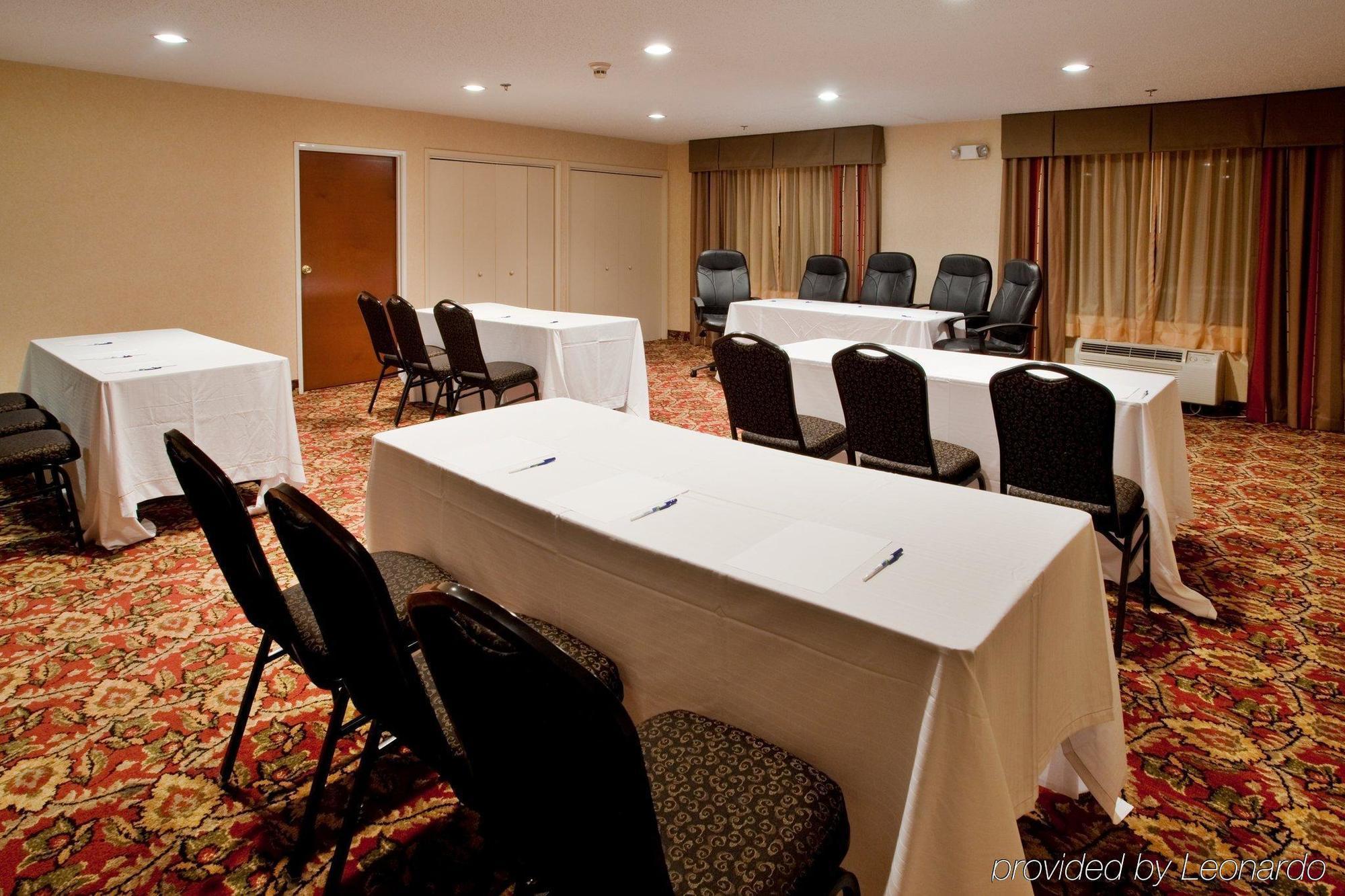 Holiday Inn Express Hotel & Suites Kinston By Ihg Зручності фото